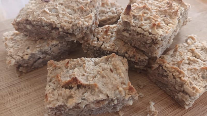 petits gâteaux carrés