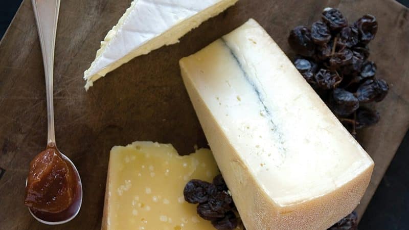 morceaux de fromage